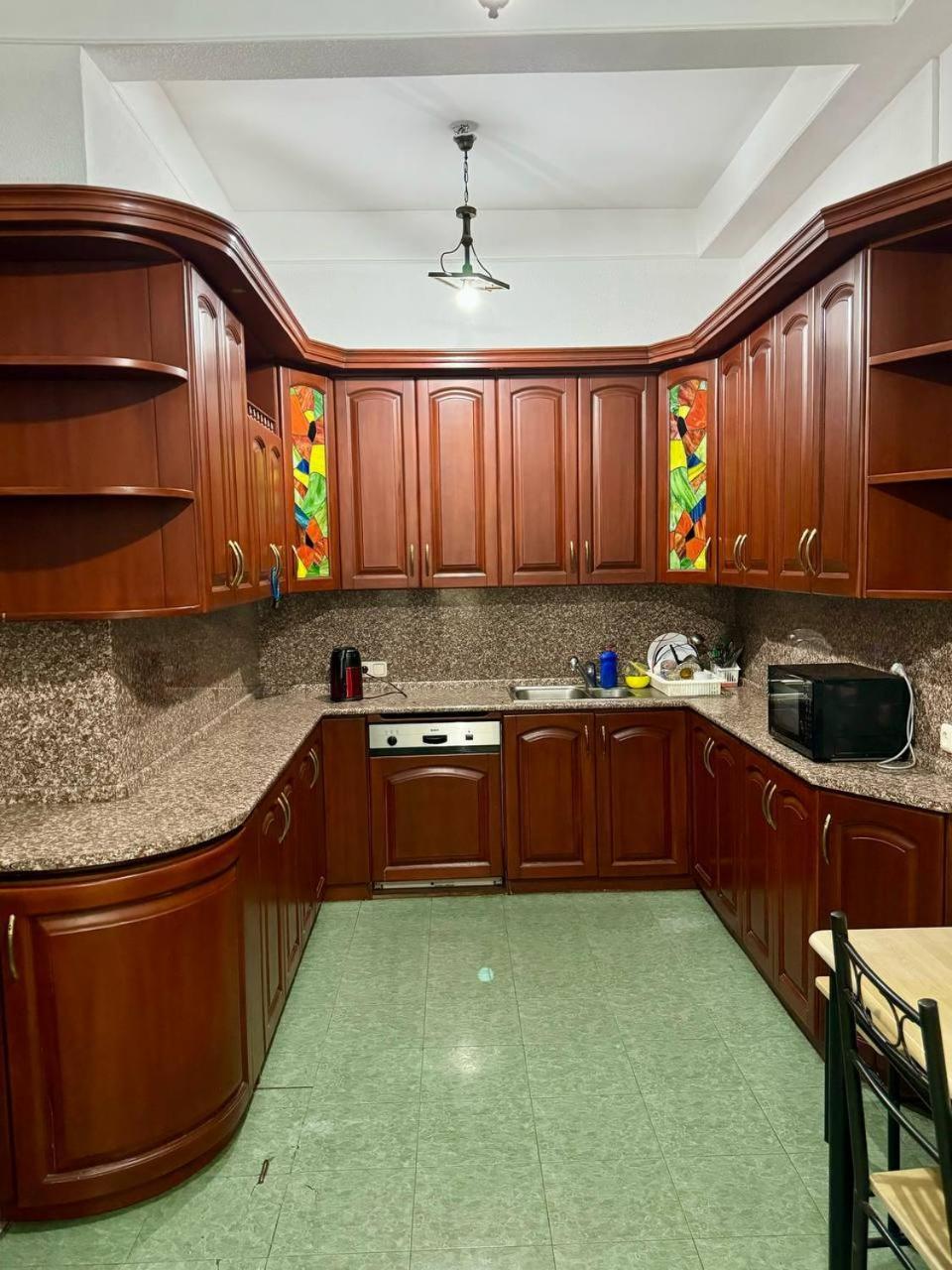 California Hostel Ереван Экстерьер фото