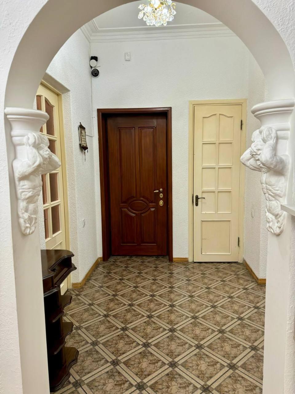 California Hostel Ереван Экстерьер фото