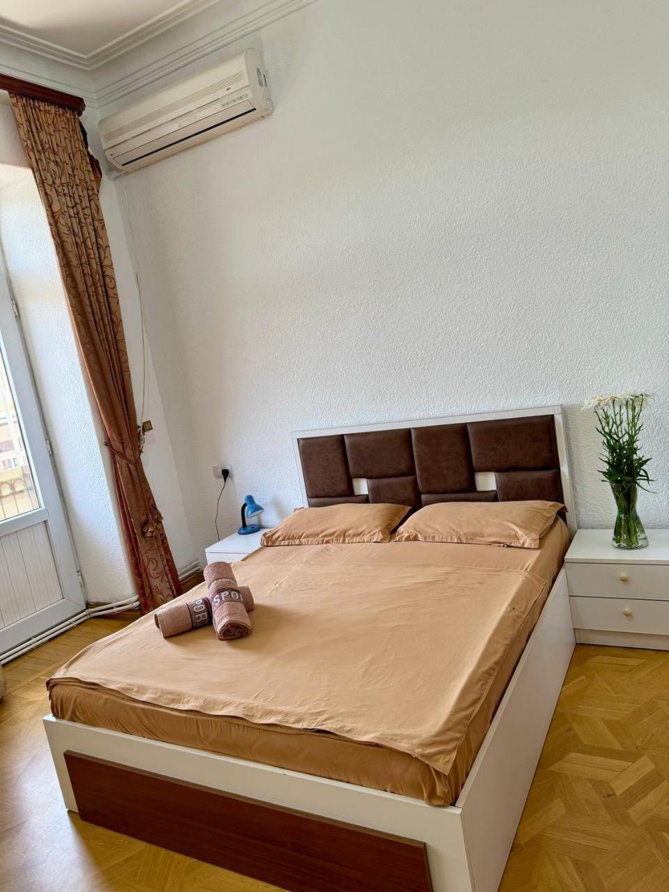 California Hostel Ереван Экстерьер фото