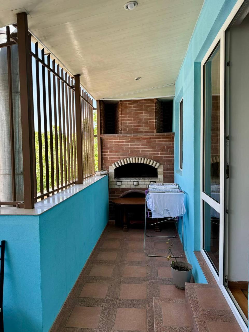 California Hostel Ереван Экстерьер фото