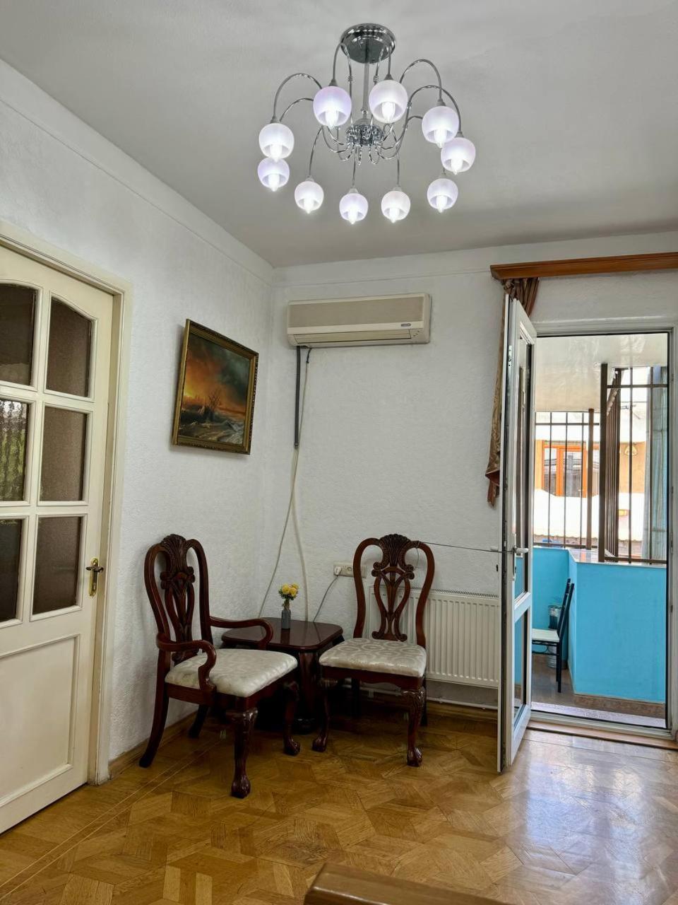 California Hostel Ереван Экстерьер фото